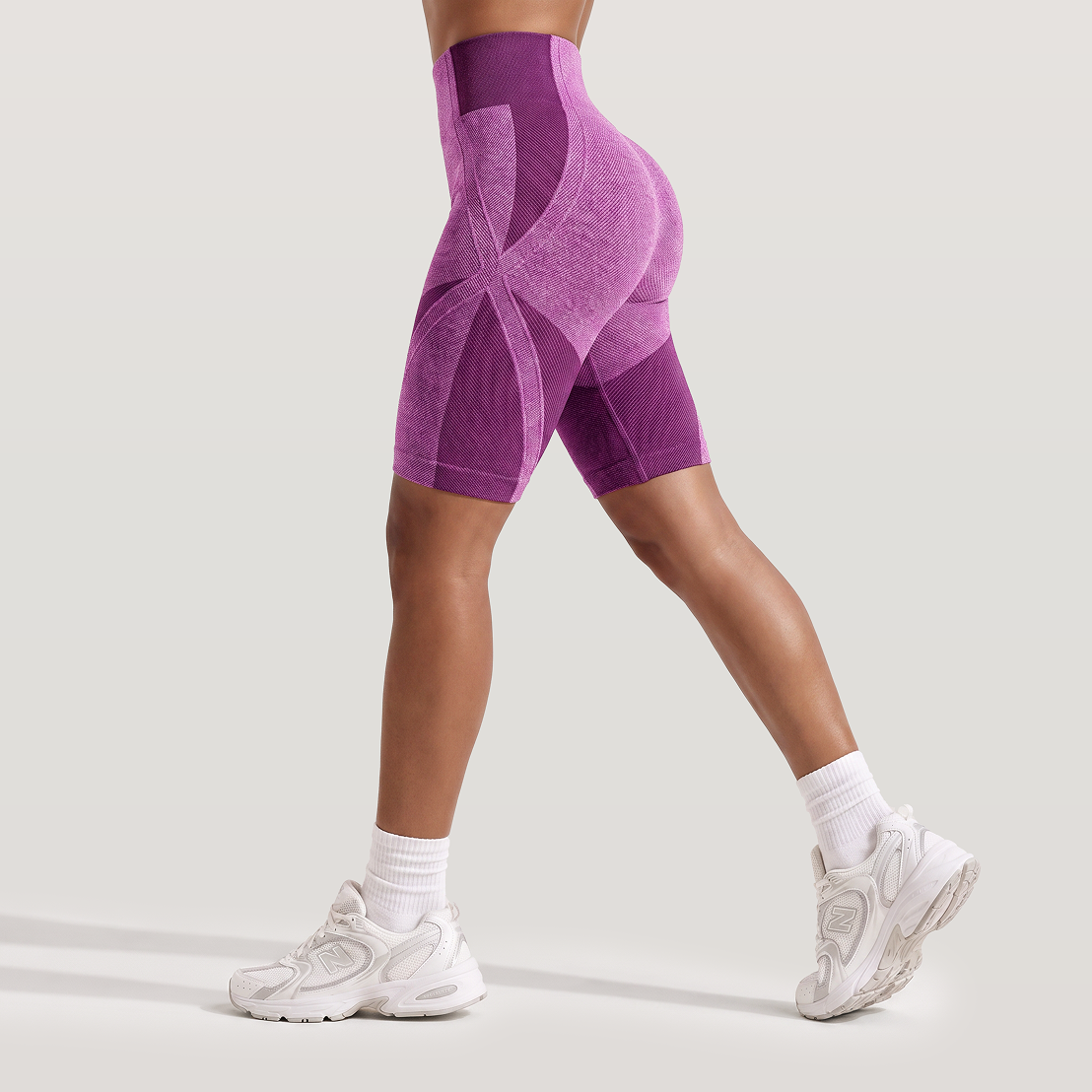 Advoce™ Contour &  Compression Short 8''